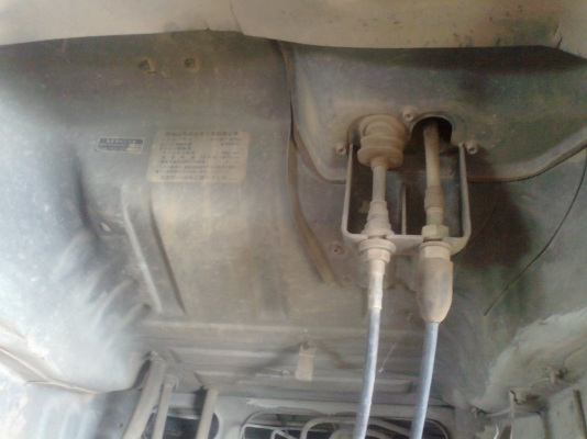 ขายรถหกล้อนิสสัน UD  180  แรง เดิมเป็นรถการไฟฟ้า แท้ห้าง