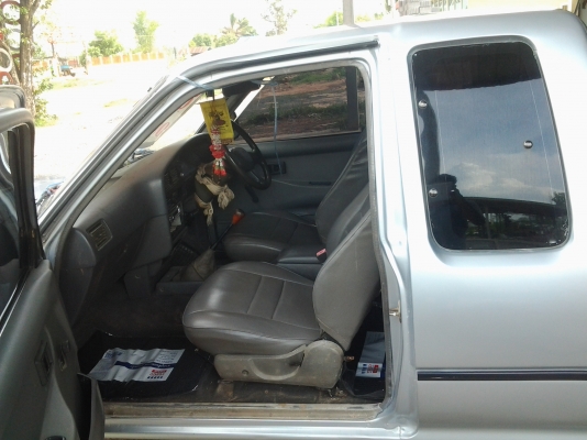 ขายไมตี้Xแค๊ป ปี 38วิทยุ แอร์ พวงมาลัยpoower รถสวยพร้อมใช้ พร้อมโอน