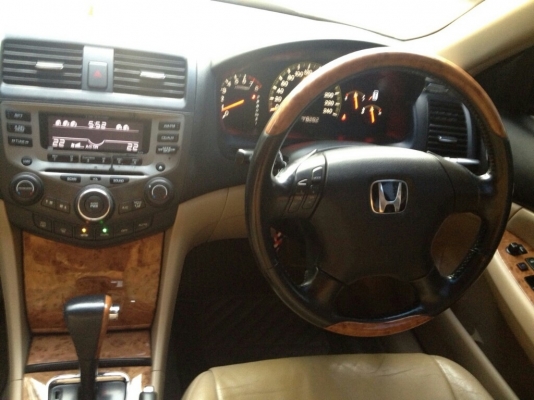 ขาย Honda Accord ปี 03 Top