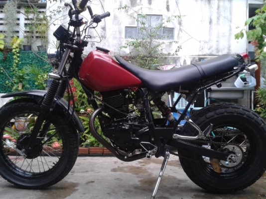 ขาย Yamaha TW 200 สวยๆ ( มีของเดิมแถมให้ครบคัน ) คับผมราคาต่อกันได้คับ