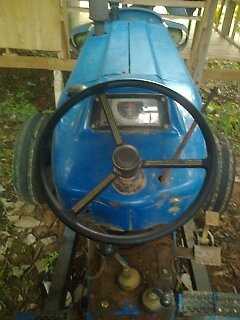 ขายรถไถ FORD 6610 เพลาเดี่ยว เอกสารอินวอย 7 จาน 3 จาน เลขตัวถัง B356071 เลขเครื่องยนต์ F418334 4 สูบ 75 แรงม้า ราคา 400000