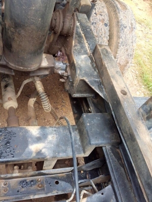 รถอิซูซุ 6 ล้อดั้ม FTR 195 แรงม้า  สนใจติดต่อ 081 - 6079515