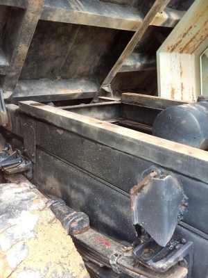 รถอิซูซุ 6 ล้อดั้ม FTR 195 แรงม้า  สนใจติดต่อ 081 - 6079515