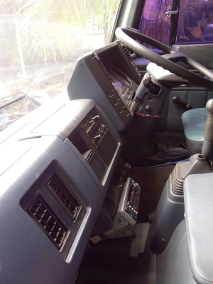 รถอิซูซุ 6 ล้อดั้ม FTR 195 แรงม้า  สนใจติดต่อ 081 - 6079515