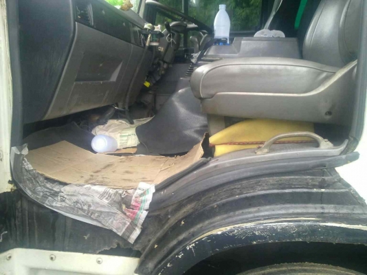 รถฮีโน่ 10 ล้อ รั้ว FL1M 220 แรงม้า สนใจติดต่อ 081 - 6079515 รถฮีโน่ 10 ล้อ รั้ว FL1M 220 แรงม้า สนใจติดต่อ 081 - 6079515