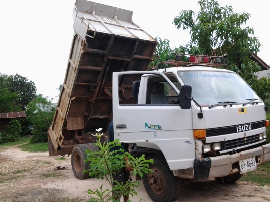 Isuzu NRR175 ดั้ม Fหน้าFหลัง เพาเวอร์ ยาง825