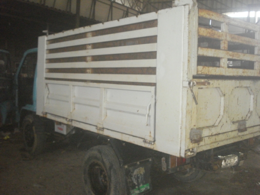 ขาย ISUZU NKR 88 แรงม้า รถห้างแท้สภาพสวยครับ ดั๊มเกษตรครับ