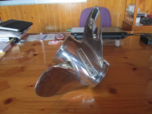 ขายใบจักรเรือ HONDA 70-90 แรง ขายใบจักรเรือ HONDA 70-90 แรง