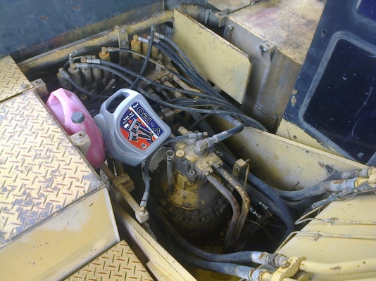 แบคโฮ CAT E200B รถสวยดีใช้ได้ สภาพดีพร้อมใช้ แบคโฮ CAT E200B รถสวยดีใช้ได้ สภาพดีพร้อมใช้