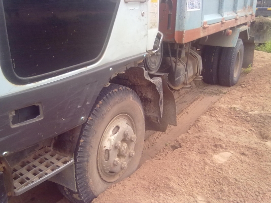 ขายดาวน์ครับ หกล้อดั้มFC 4 J ดั้มสามมิตรสภาพสวยพร้อมใช้