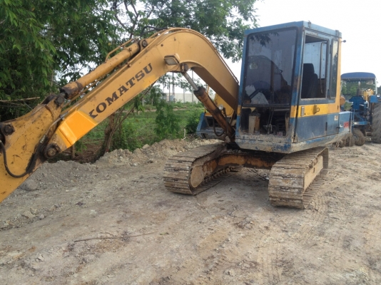 KOMATSU PC 60-5 เครื่องเดิม ปั้มเดิม หรือพร้อมหัวยาวหางปลา145 รถอยู่อุบลครับ KOMATSU PC 60-5 เครื่องเดิม ปั้มเดิม หรือพร้อมหัวยาวหางปลา145 รถอยู่อุบลครับ