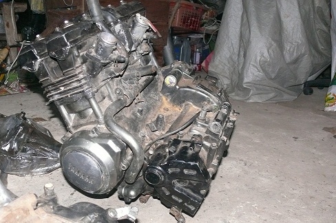 ขายเครื่องyamaha fzr400 โซ่ราวลิ้นขาด (ขายแล้วครับ)