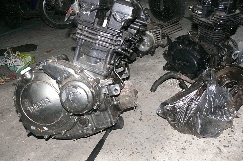 ขายเครื่องyamaha fzr400 โซ่ราวลิ้นขาด (ขายแล้วครับ)