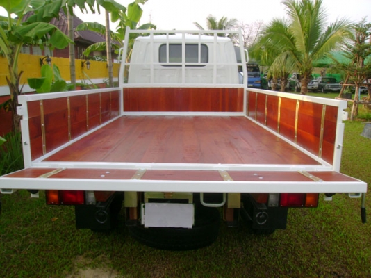 ISUZU NKR 69 E หัวการ์ตูนสูง เครื่อง 4HF1 120แรงม้า  บรรทุก 4 ล้อไม่ติดเวลา