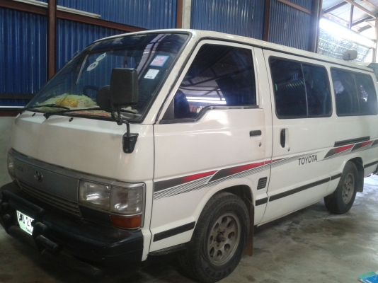 ขายรถตู้ TOYOTA 2800 รถสวยมากๆ พร้อมใช้งานสุดๆ พร้อมโอน