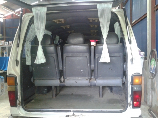 ขายรถตู้ TOYOTA 2800 รถสวยมากๆ พร้อมใช้งานสุดๆ พร้อมโอน