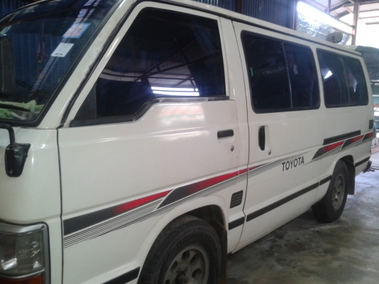 ขายรถตู้ TOYOTA 2800 รถสวยมากๆ พร้อมใช้งานสุดๆ พร้อมโอน