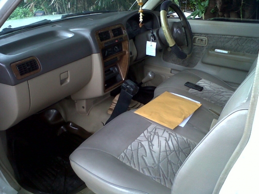 กระบะ นิสสัน ฟรอนเทียร์ หัวเดียว ปี 05 เครื่อง 2.7 ไม่มีเวอร์ค่ะ กระบะ นิสสัน ฟรอนเทียร์ หัวเดียว ปี 05 เครื่อง 2.7 ไม่มีเวอร์ค่ะ