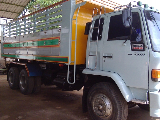 10ล้อ ดั้ม ISUZU ROCKY 210