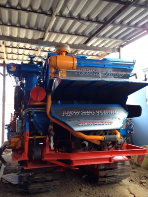 รถเกี่ยวข้าวลดราคาด่วน850000บาท