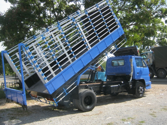 สวยจัดประหยัดจริง 6ล้อดั้ม NPR 120 แรงม้า ราคาต่อรองได้