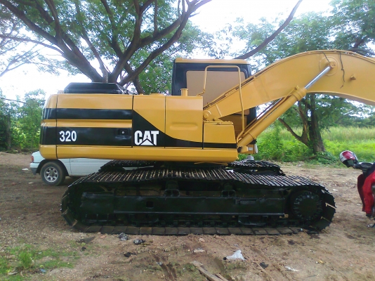 ขาย  รถแบคโฮ CAT320 V2 ระบบไฟฟ้าครบ สวยแจ่มทั้งคัน พร้อมใช้งาน มีทะเบียนครบ นัดส่งมอบลูกค้าวันที่ 28 พค.56.