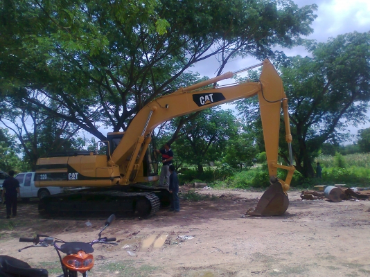 ขาย  รถแบคโฮ CAT320 V2 ระบบไฟฟ้าครบ สวยแจ่มทั้งคัน พร้อมใช้งาน มีทะเบียนครบ นัดส่งมอบลูกค้าวันที่ 28 พค.56.