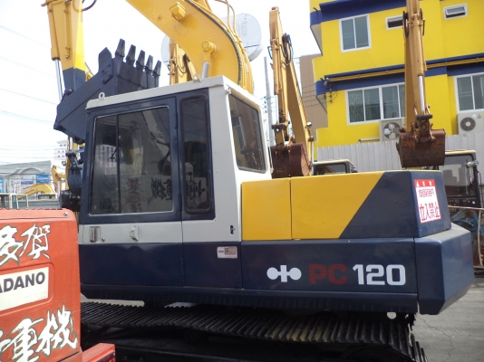 PC120-3-24607รถขุดKOMATSUตอนนี้รถจอดที่(CSนวนคร)ครับ