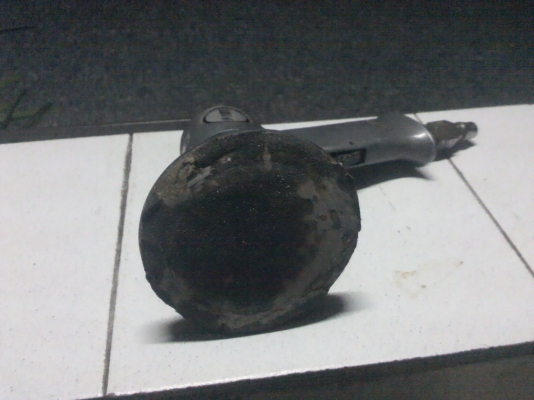 เครื่องขัดกระดาษทรายด้วยลม ตัวเครื่องถือง่ายกระชับน้ำหนักเบาปรับรอบได้ เครื่องขัดกระดาษทรายด้วยลม ตัวเครื่องถือง่ายกระชับน้ำหนักเบาปรับรอบได้