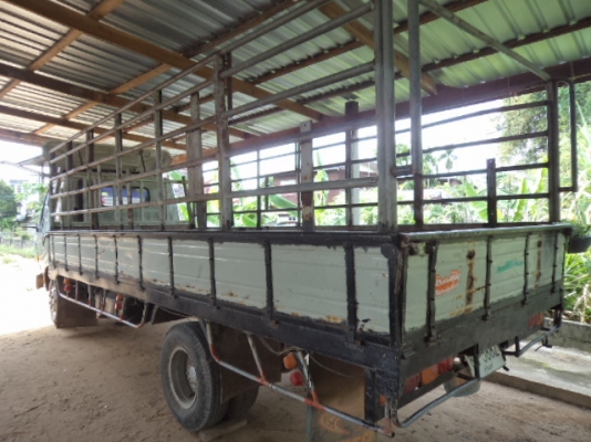 ขายรถ6ล้อฮีโน่FCช่วงยาว5.50เครื่อง120แรง สภาพดีพร้อมใช้งานคับ