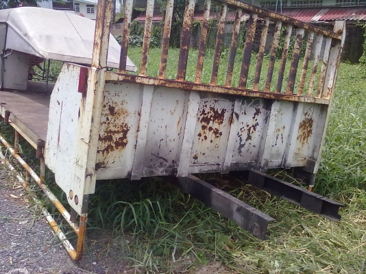 กระบะพื้นเรียบแบบติดตั้งเหียบได้ กระบะยาว 6 เมตร กระบะพื้นเรียบแบบติดตั้งเหียบได้ กระบะยาว 6 เมตร