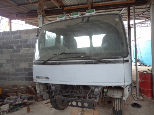 ขายรถ6ล้อฮีโน่หัวคัซซีอุปกรครบทุกชิ้น ราคาถูกๆสภาพเอาไปต่อเติมเสริมแต่งอีกคับ(มีกำไร)