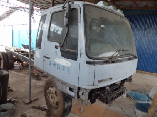 ขายรถ6ล้อฮีโน่หัวคัซซีอุปกรครบทุกชิ้น ราคาถูกๆสภาพเอาไปต่อเติมเสริมแต่งอีกคับ(มีกำไร)