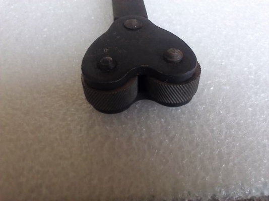 ด้ามมีดกดพิมพ์ลาย ใช้กับเครื่องกลึงเพื่อทำลายที่เหล็ก ด้ามมีดกดพิมพ์ลาย ใช้กับเครื่องกลึงเพื่อทำลายที่เหล็ก