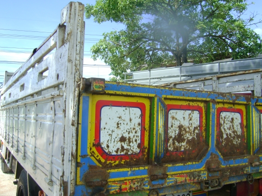 ขายรถ 6 ล้อ ดั้ม FUSO  เครื่อง 6D14 เทอร์โบ ยาง8 กะบะยาว 5 เมตร ด่วน!