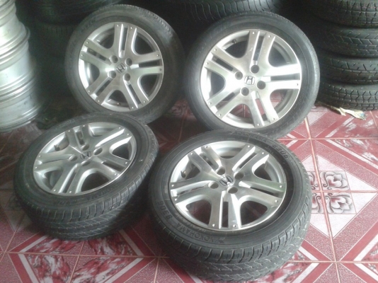 แม็ก HONDA JAZZและCITY พร้อมยาง มีอย่างละ1ชุด(ชุดละ4,200บ.) แม็ก HONDA JAZZและCITY พร้อมยาง มีอย่างละ1ชุด(ชุดละ4,200บ.)
