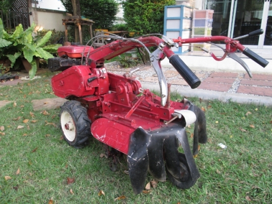 รหัส:13001133รถพรวนดินเดินตามเครื่องเบนชิลG510L(5.0ps)เป็นรุ่นกระทัดรัดชุดพรวนดินกว้าง40cm.www.nihonmono.com