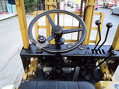 ขายรถยก 2 ตัน เครื่องดีเซล กระบอกคู่ เสาสูง 3 เมตร พวงมาลัยเพาเว่อร์ สีเดิมจากนอก นำเข้าจากญี่ปุ่น ใช้งานได้ทันที ขายรถยก 2 ตัน เครื่องดีเซล กระบอกคู่ เสาสูง 3 เมตร พวงมาลัยเพาเว่อร์ สีเดิมจากนอก นำเข้าจากญี่ปุ่น ใช้งานได้ทันที