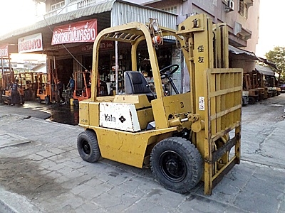 ขายรถยก 2 ตัน เครื่องดีเซล กระบอกคู่ เสาสูง 3 เมตร พวงมาลัยเพาเว่อร์ สีเดิมจากนอก นำเข้าจากญี่ปุ่น ใช้งานได้ทันที ขายรถยก 2 ตัน เครื่องดีเซล กระบอกคู่ เสาสูง 3 เมตร พวงมาลัยเพาเว่อร์ สีเดิมจากนอก นำเข้าจากญี่ปุ่น ใช้งานได้ทันที