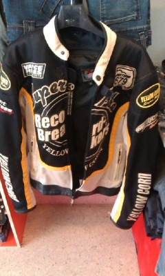 ขายยเสื้อ Yellow corn เพิ่งซื้อไม่เคยใส่ขายถูกๆ ไซด์L