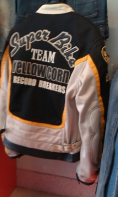 ขายยเสื้อ Yellow corn เพิ่งซื้อไม่เคยใส่ขายถูกๆ ไซด์L