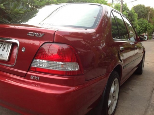 ขายด่วนรถบ้านHondacity TypeZ 1500Exi-sออโต้ สภาพพร้อมใช้มีประกันราคาต่อรองได้. เจ้าของขายเอง