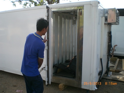 ตู้ทำความเย็น บนรถบรรทุก 4.30 เมตร เก่านอกหนาสวย