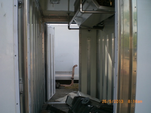 ตู้ทำความเย็น บนรถบรรทุก 4.30 เมตร เก่านอกหนาสวย