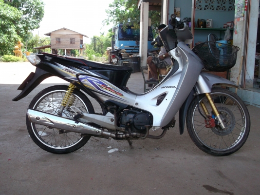 ขายเวฟ 125 กุญแจใหญ่ ทะเบียนพร้อมโอน ขายเวฟ 125 กุญแจใหญ่ ทะเบียนพร้อมโอน