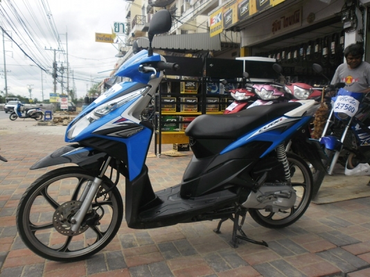 click.iปี54รถสวยเครื่องเดิมๆสีสวยเล่มพร้อม/โอนลอย