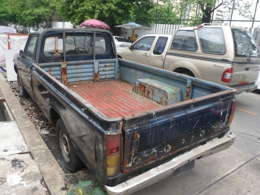 ขายอีซุซุหน้าหนู