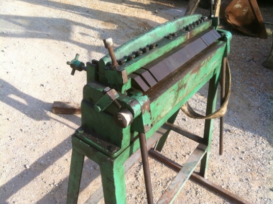 ขายเหมาถูกๆ แท่นพับ-กลึง-ไส 4 ตัว