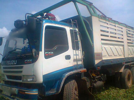 ขายรถบรรทุกสิบล้อดัั๊มพ์ Isuzu 270 euro 1 ปี47 เครื่องเดิม เกียร์เดิม ด.สามมิตร ทะเบียนพร้อม
