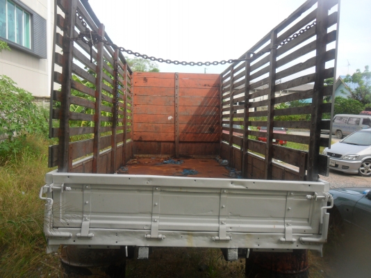 ขายกะบะ 6 ล้อ คอกไม้สูง ยาว 4.30 เมตร คัลซีกว้าง 70 ซม. กะบะกว้าง 1.90 เมตร สูง 1.80เมตร กะบะปูพื้นเหล็กหนาอย่างดี ราคา 30000 บาท ต่อรองได้ 0849706512 ขายกะบะ 6 ล้อ คอกไม้สูง ยาว 4.30 เมตร คัลซีกว้าง 70 ซม. กะบะกว้าง 1.90 เมตร สูง 1.80เมตร กะบะปูพื้นเหล็กหนาอย่างดี ราคา 30000 บาท ต่อรองได้ 0849706512